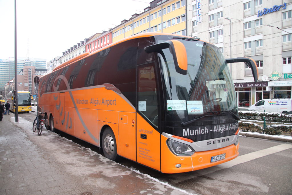 Allgäu-Airport-Express am Hauptbahnhof München. Foto: Marco Krings