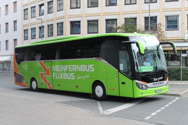 Fernbus von Flixbus in Nürnberg. Foto: Marco Krings