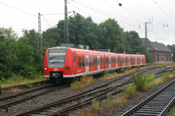 Elektrotriebwagen als Regionalbahn in Münster